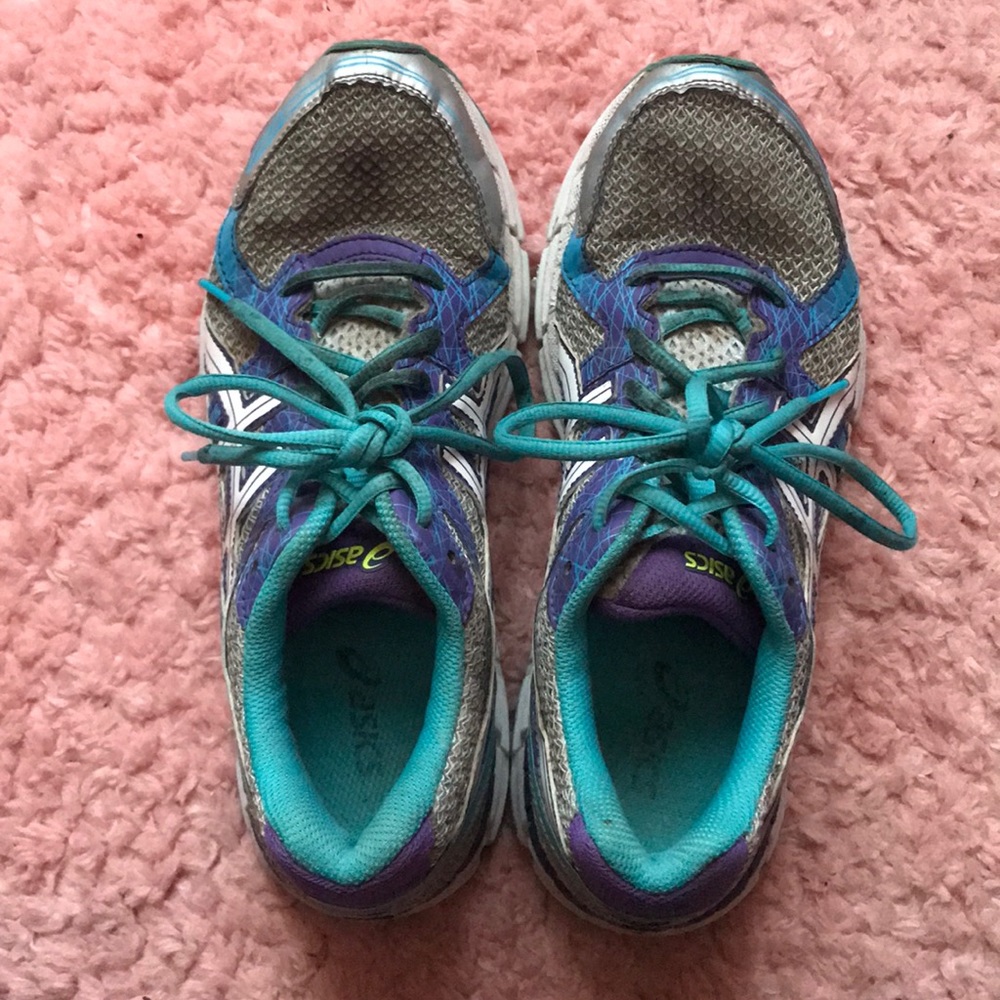 ASICS sneakers, gently used, very comfortable